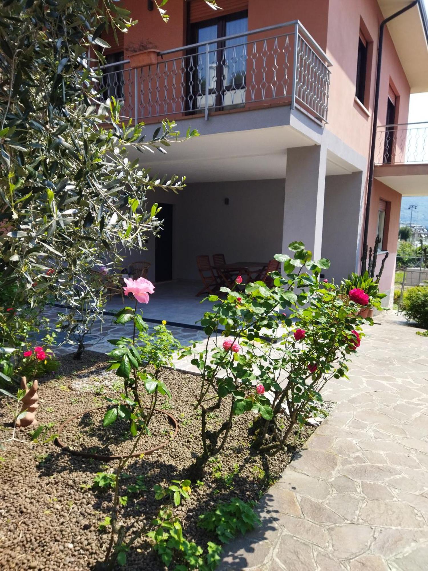 リーヴァ・デル・ガルダRose Garden House Wi-Fiアパートメント エクステリア 写真